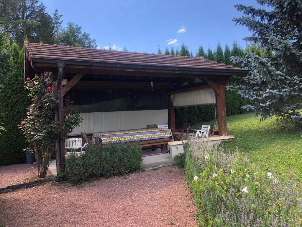 Maison/Gite Familial Dans Le Jura A 200M Du Lac Avec Piscine Privee Marigny  Exteriör bild