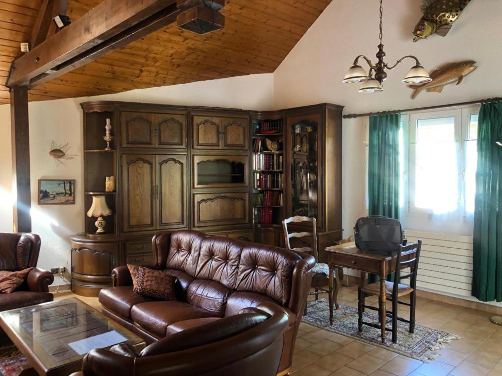 Maison/Gite Familial Dans Le Jura A 200M Du Lac Avec Piscine Privee Marigny  Exteriör bild
