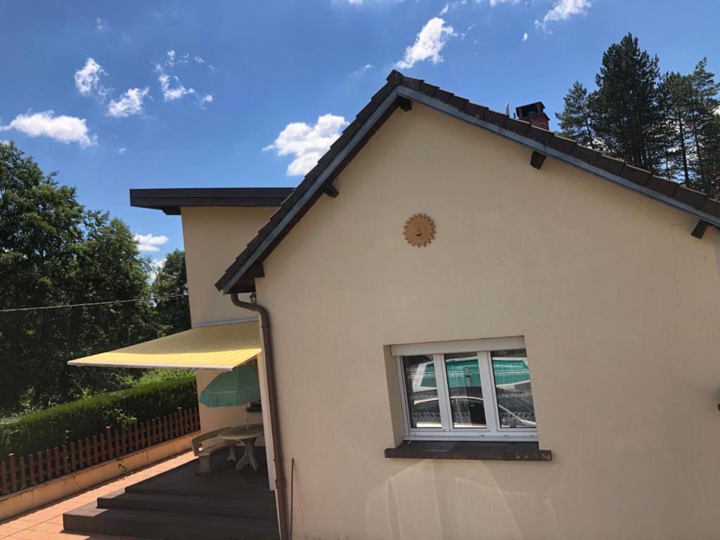 Maison/Gite Familial Dans Le Jura A 200M Du Lac Avec Piscine Privee Marigny  Exteriör bild