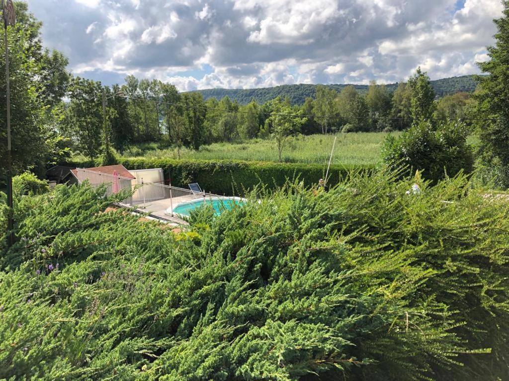 Maison/Gite Familial Dans Le Jura A 200M Du Lac Avec Piscine Privee Marigny  Exteriör bild